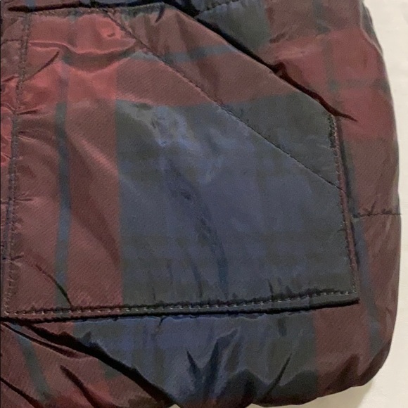 BabyGap Plaid Puffer Vest - Picture 5 of 6